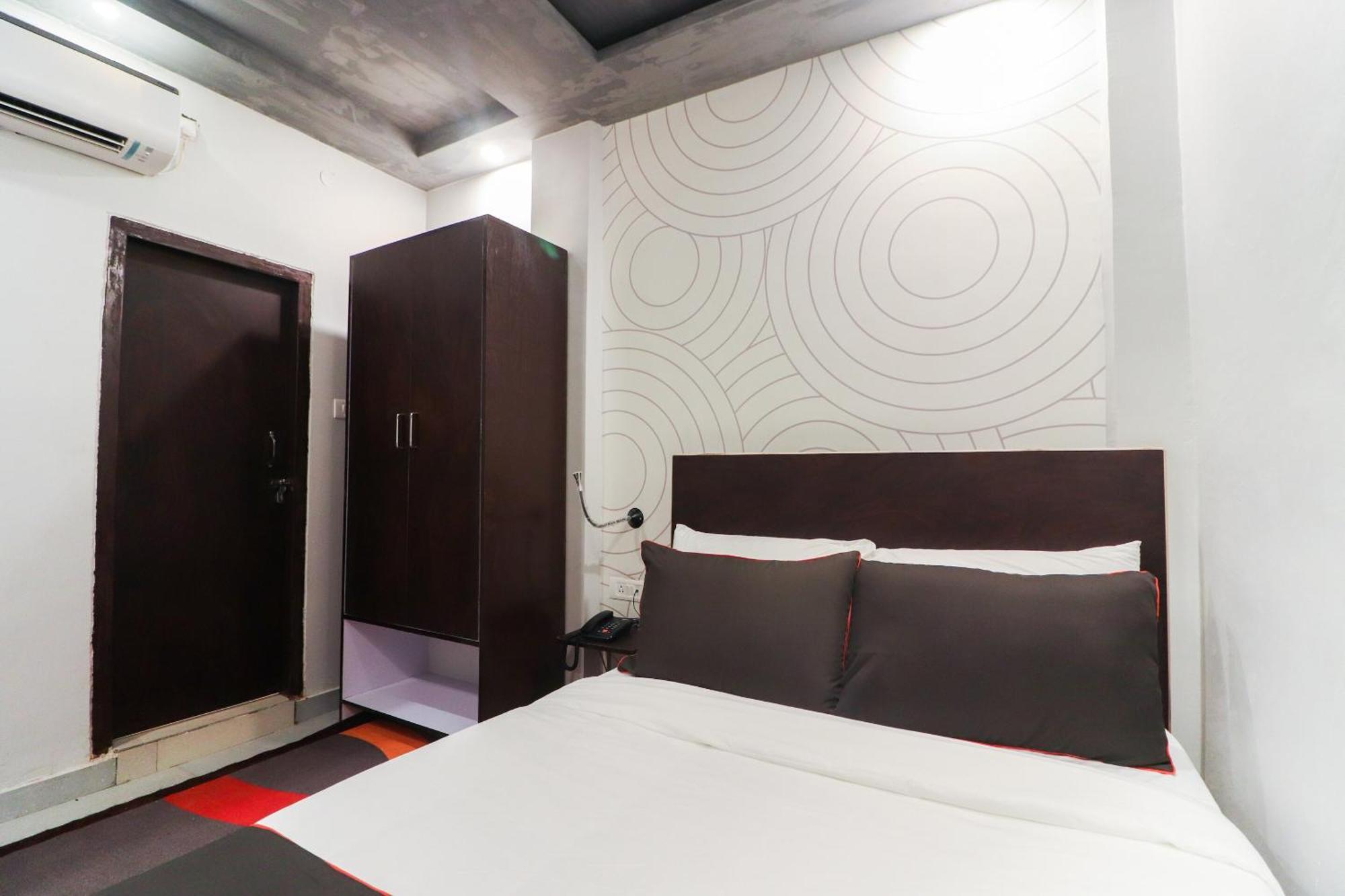 Super Collection O Sonica Gold Civil Lines Hotel Prayagraj Bagian luar foto