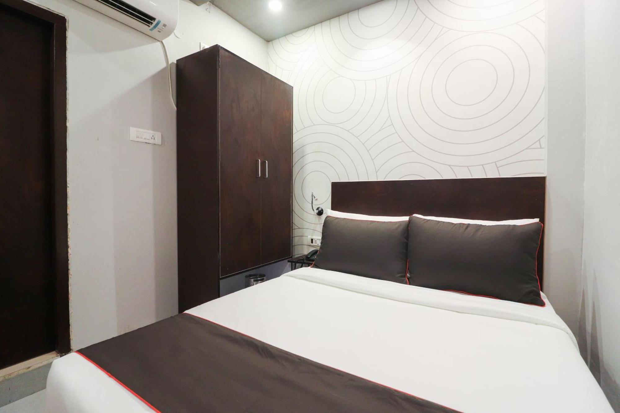 Super Collection O Sonica Gold Civil Lines Hotel Prayagraj Bagian luar foto